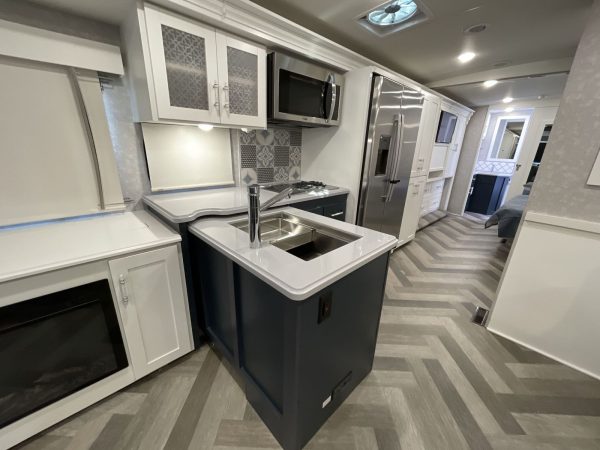 New 2024 Winnebago Adventurer 36Z - Image 3